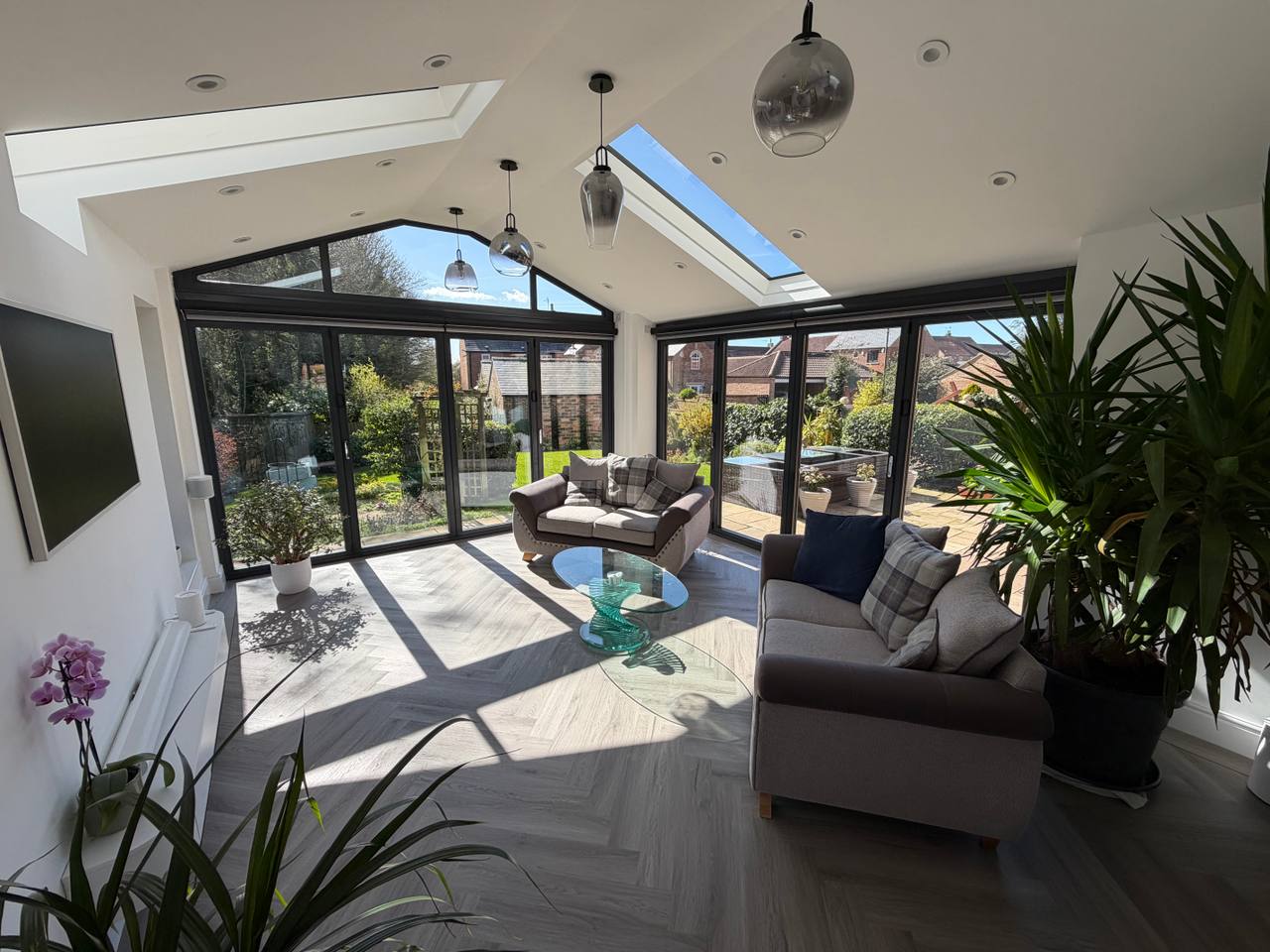 Modern Aluminium gable front extension